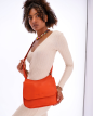 SAC PORTÉ CROISÉ ARTHÉMIS COMPACT BAROUDEUSE ORANGE CONFITE FOURÉS SAC PORTÉ CROISÉ ARTHÉMIS COMPACT BAROUDEUSE ORANGE CONFITE FOURÉS